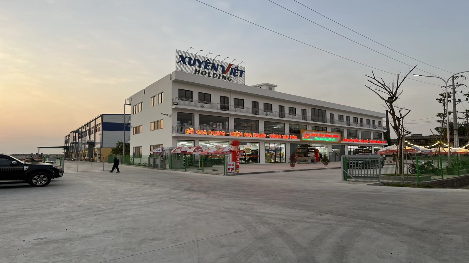 Nhà xưởng HTV
